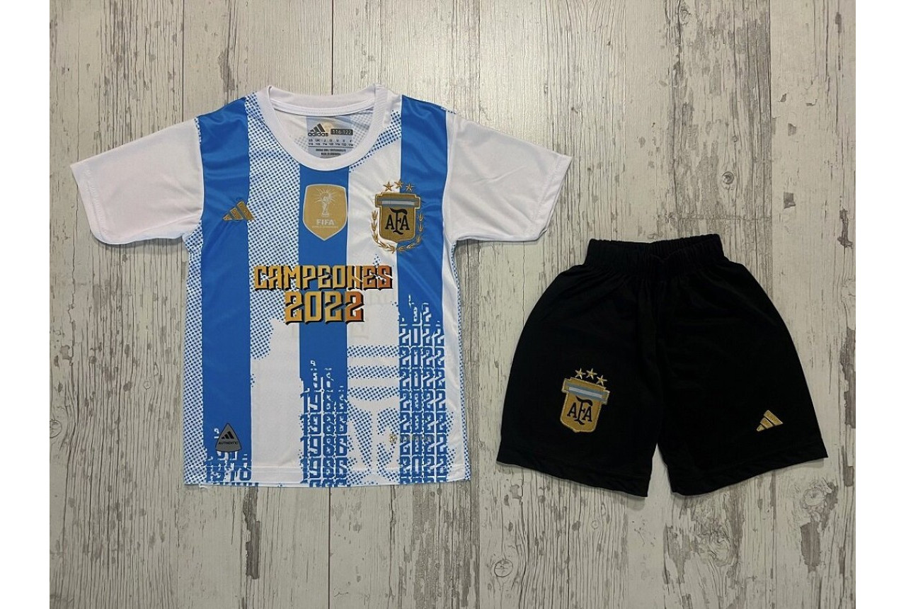 Детски футболен комплект Argentina 3 CAMPEONES 7998